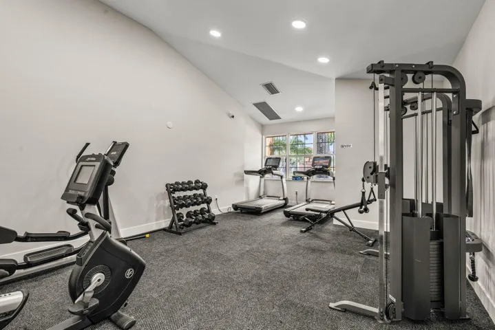024-6900Southwest39thStreet-101J-Davie-F