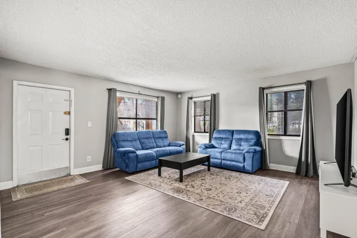 003-6900Southwest39thStreet-101J-Davie-F