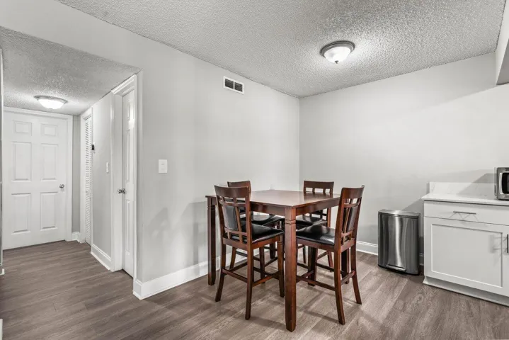 008-6900Southwest39thStreet-101J-Davie-F