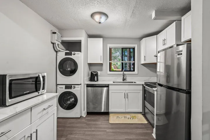010-6900Southwest39thStreet-101J-Davie-F