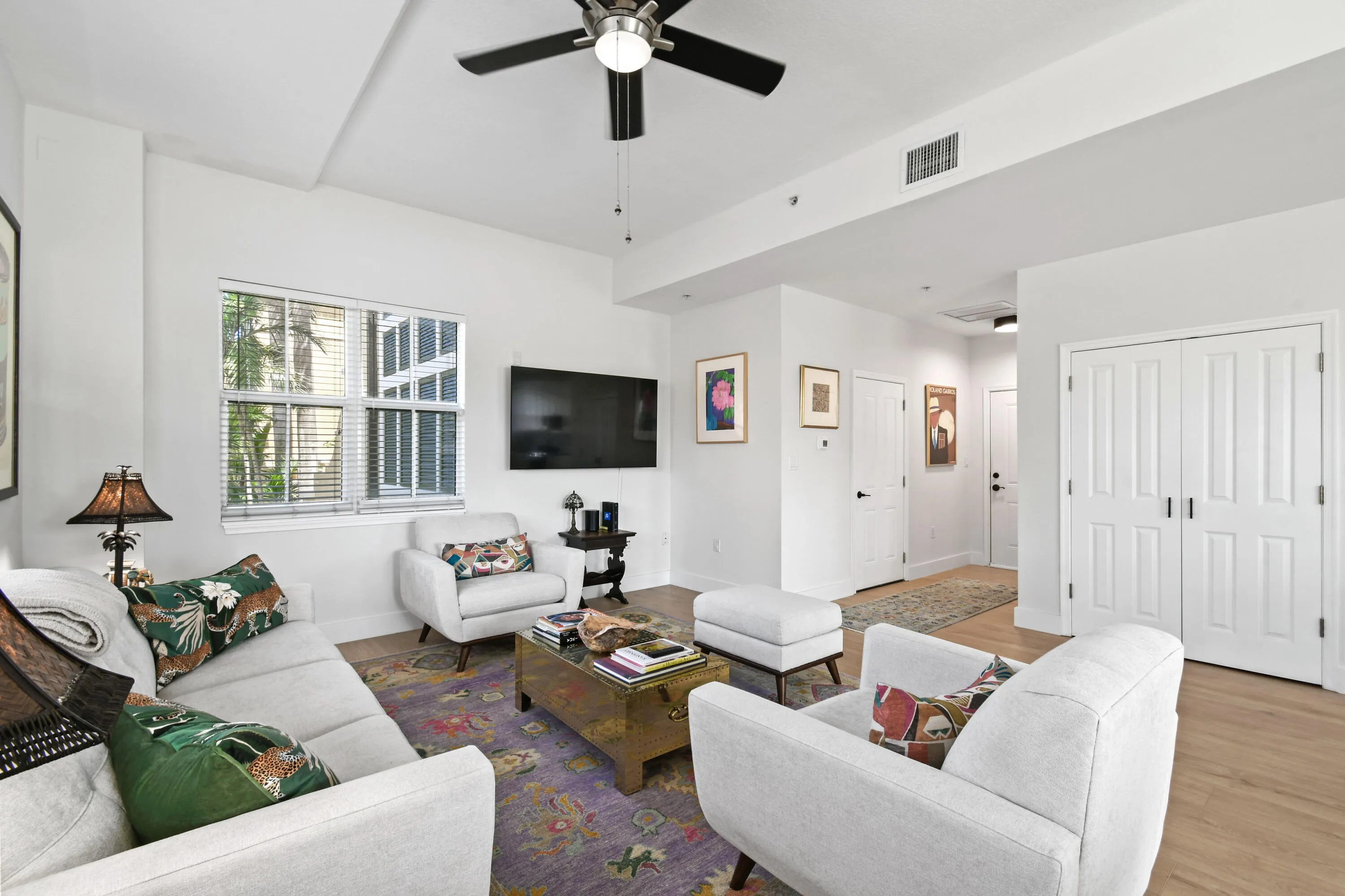 3940NFlaglerDr#204(17)