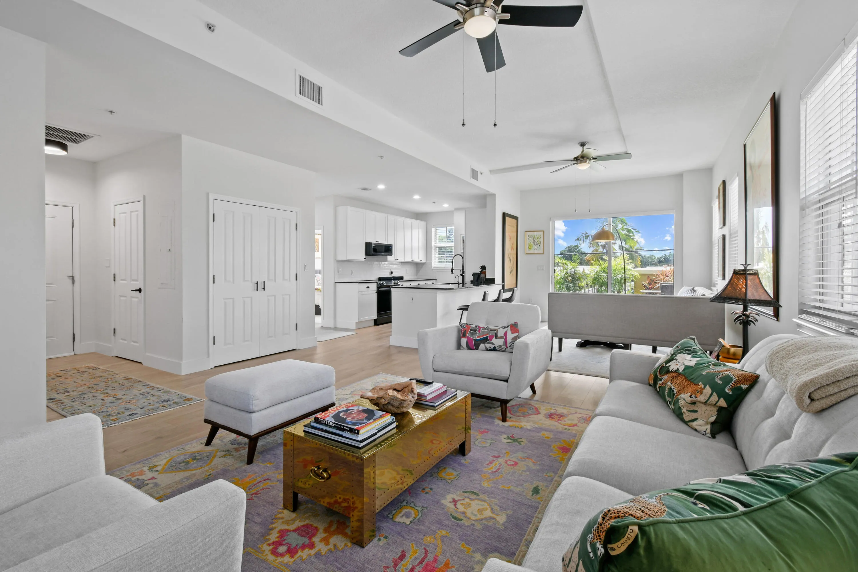 3940NFlaglerDr#204(18)