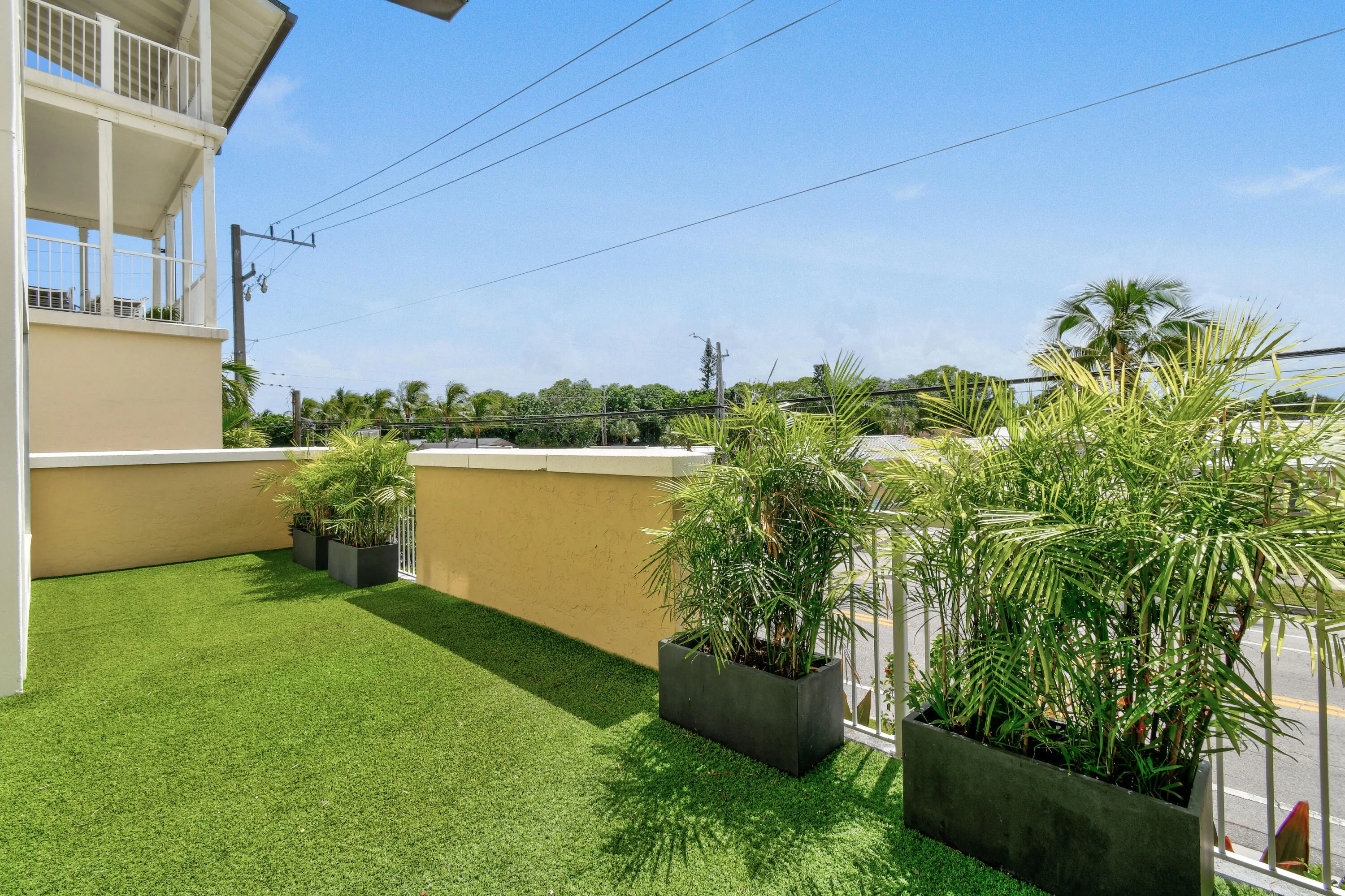 3940NFlaglerDr#204(37)