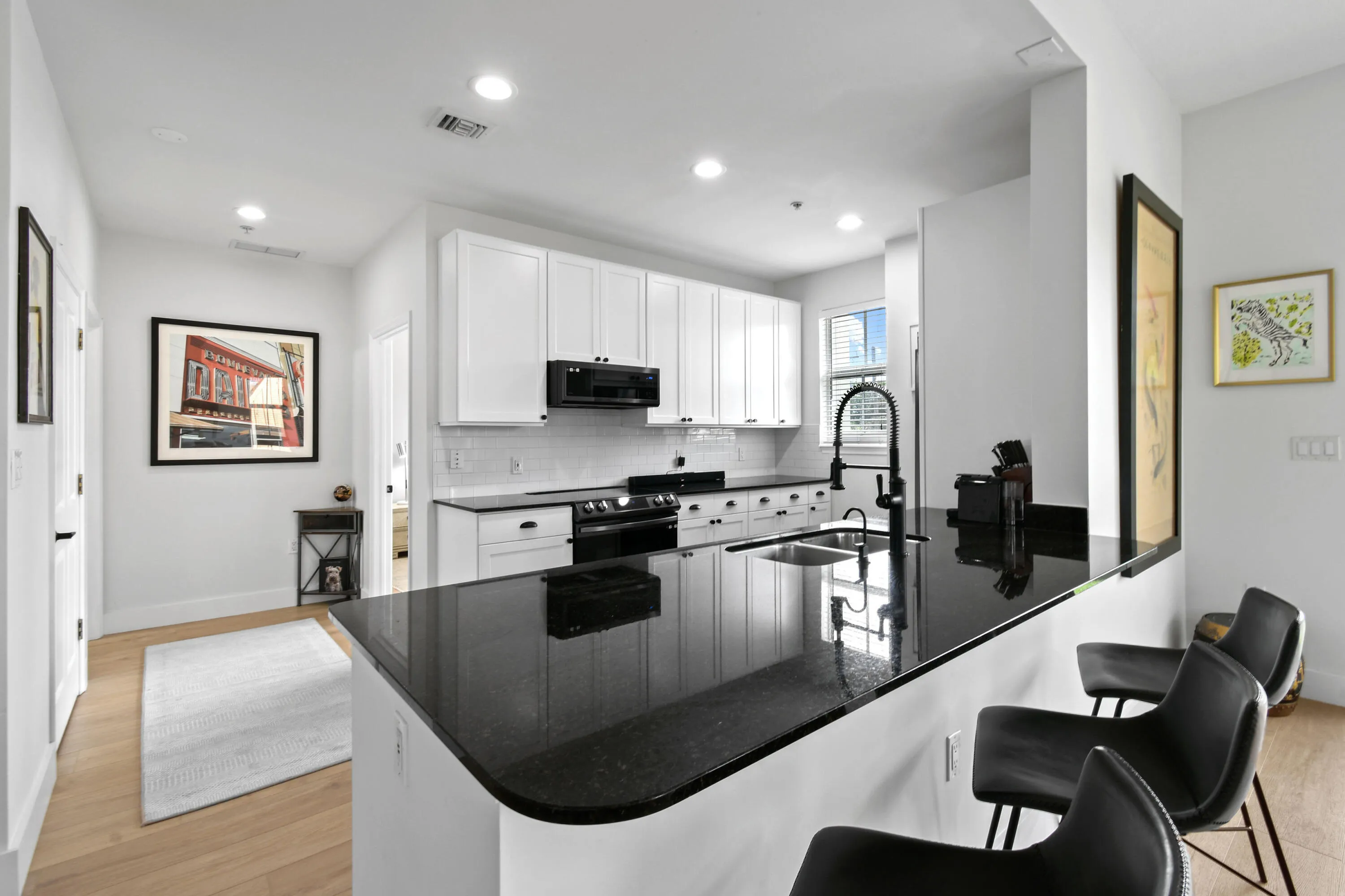 3940NFlaglerDr#204(23)