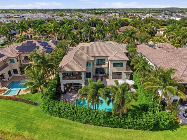 16907 Crown Bridge Dr Delray Beach 105