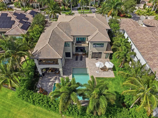 16907 Crown Bridge Dr Delray Beach 107
