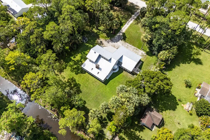 Property photo 44