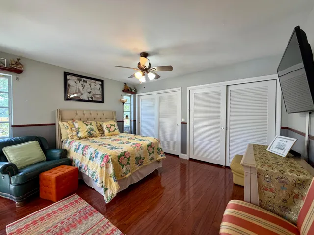 Bedroom West