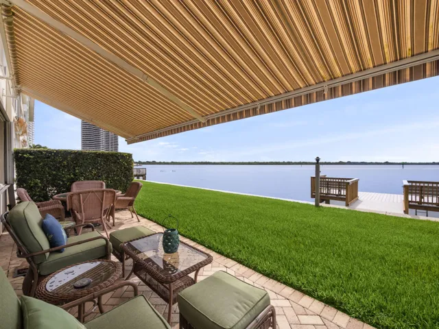 52 Yacht Club Dr 103 North Palm Beach (1