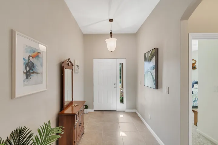 Foyer entry