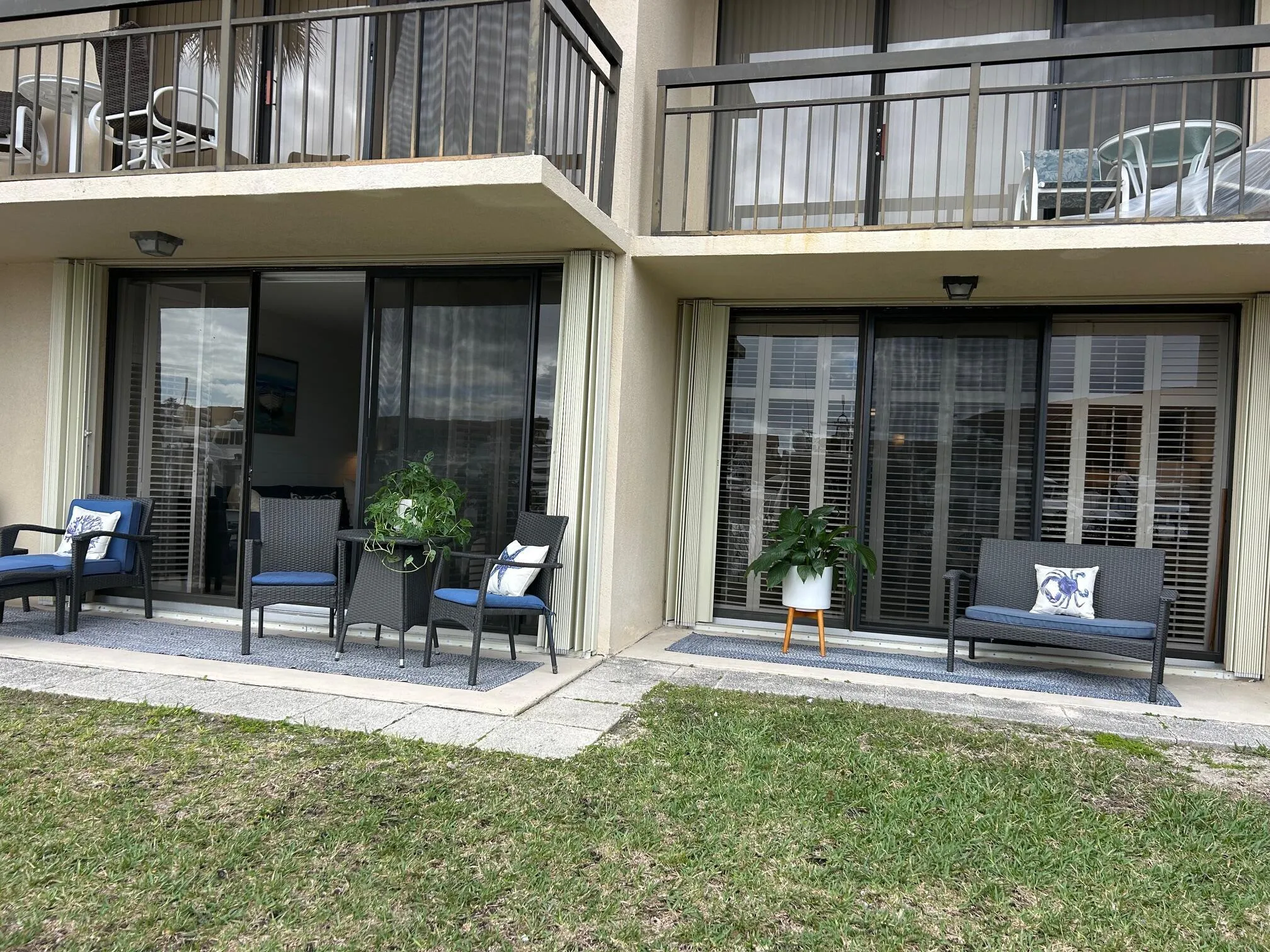 Open area patio with expanded seating area