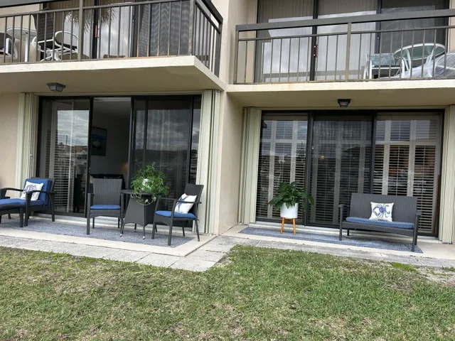 Open area patio with expanded seating area