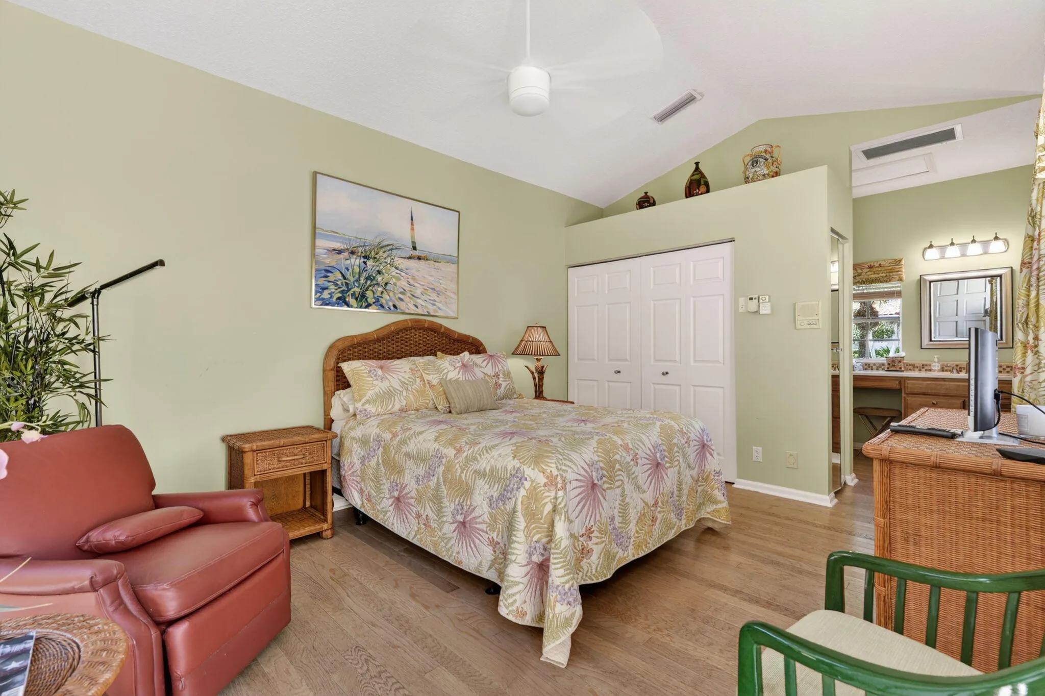 GUEST HOUSE