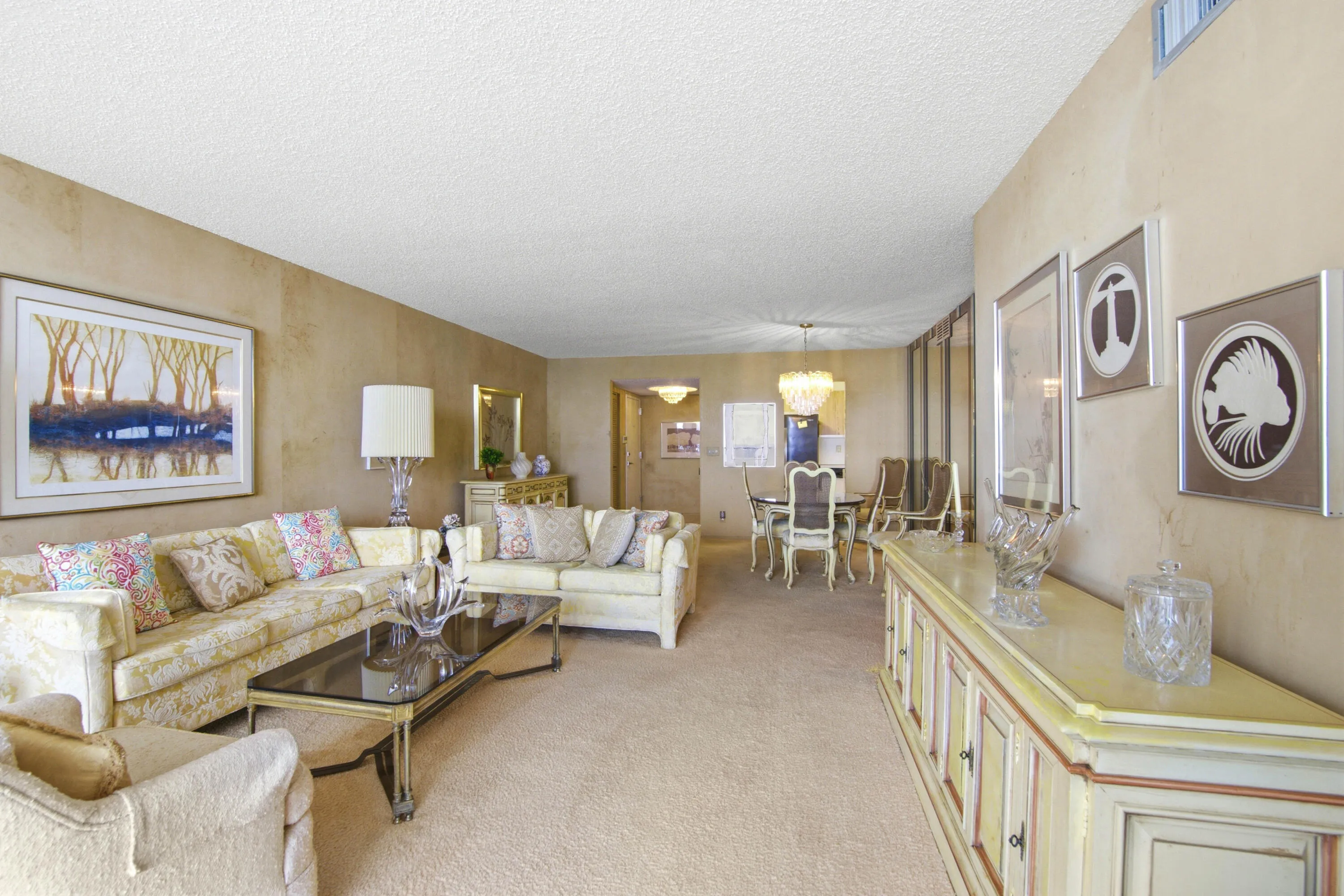 2302 S Ocean Dr_016