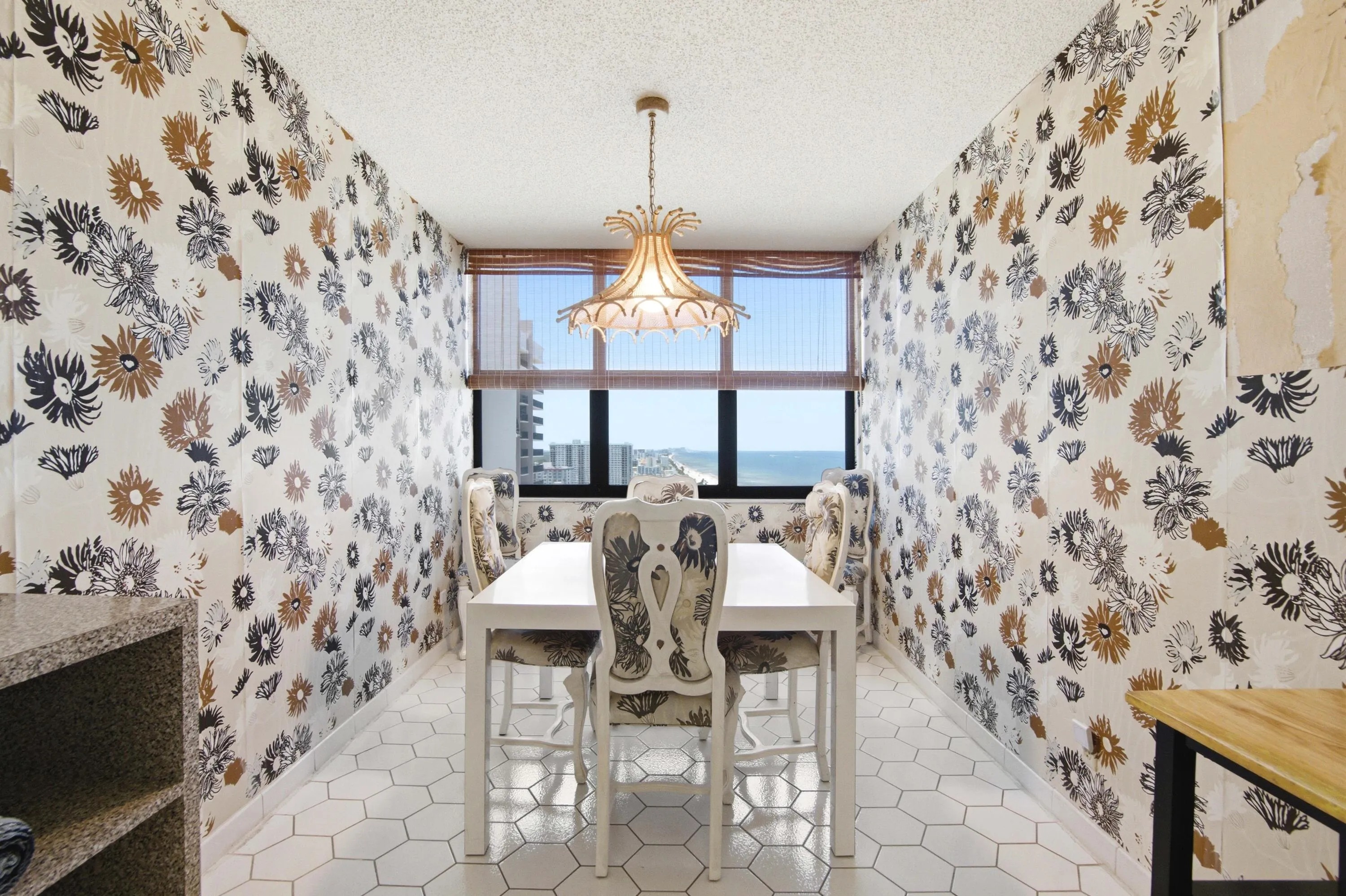 2302 S Ocean Dr_023