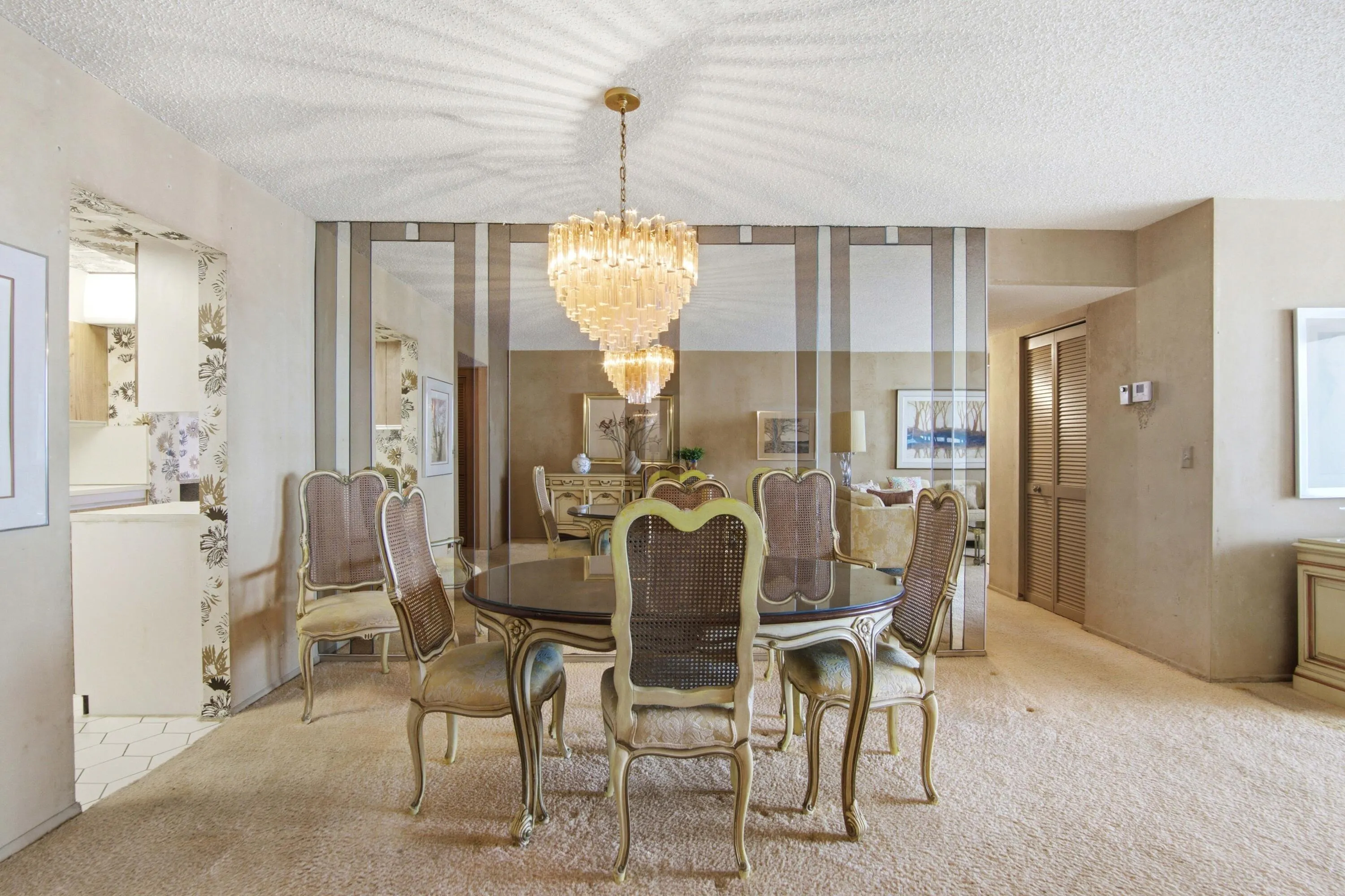 2302 S Ocean Dr_019