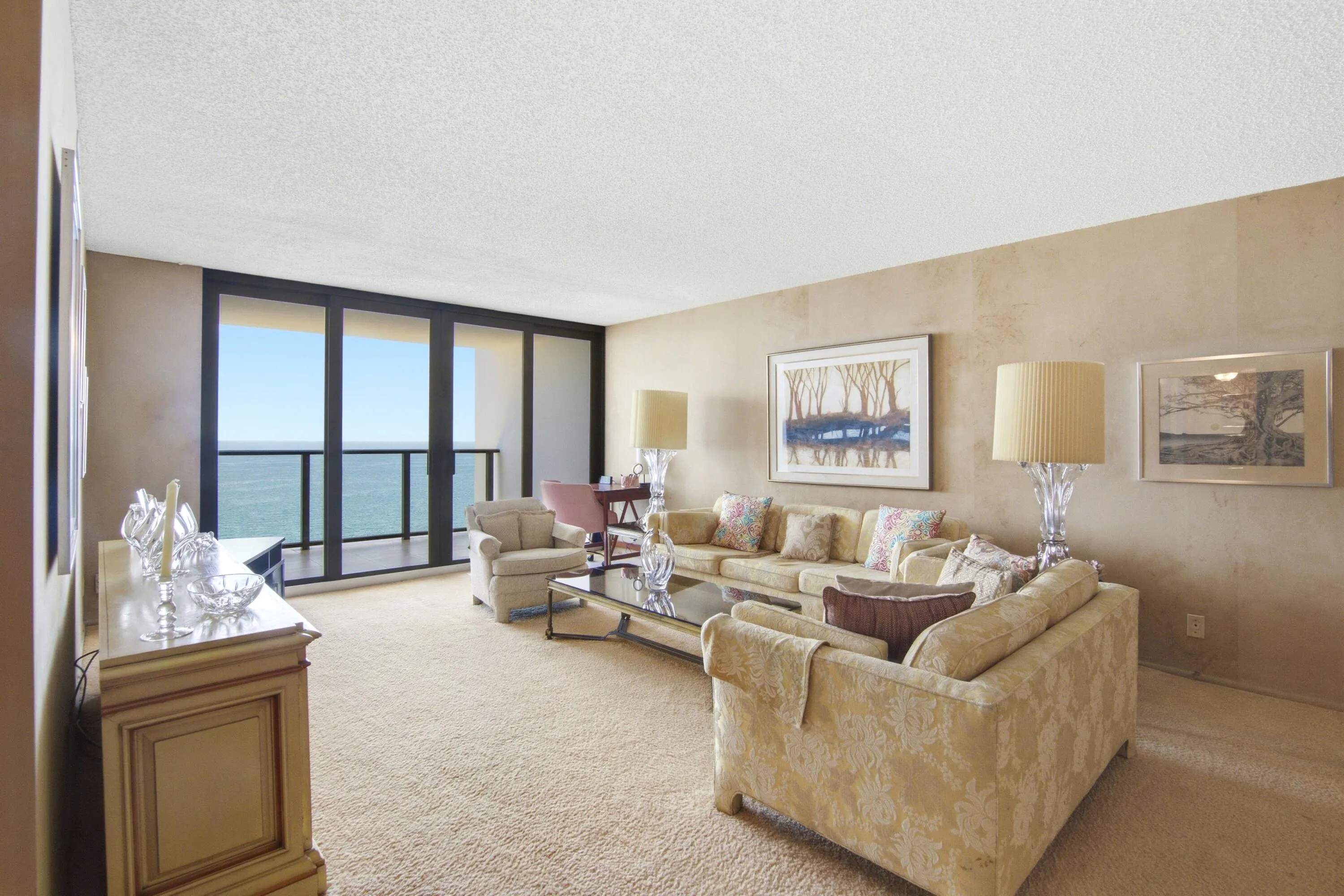 2302 S Ocean Dr_015