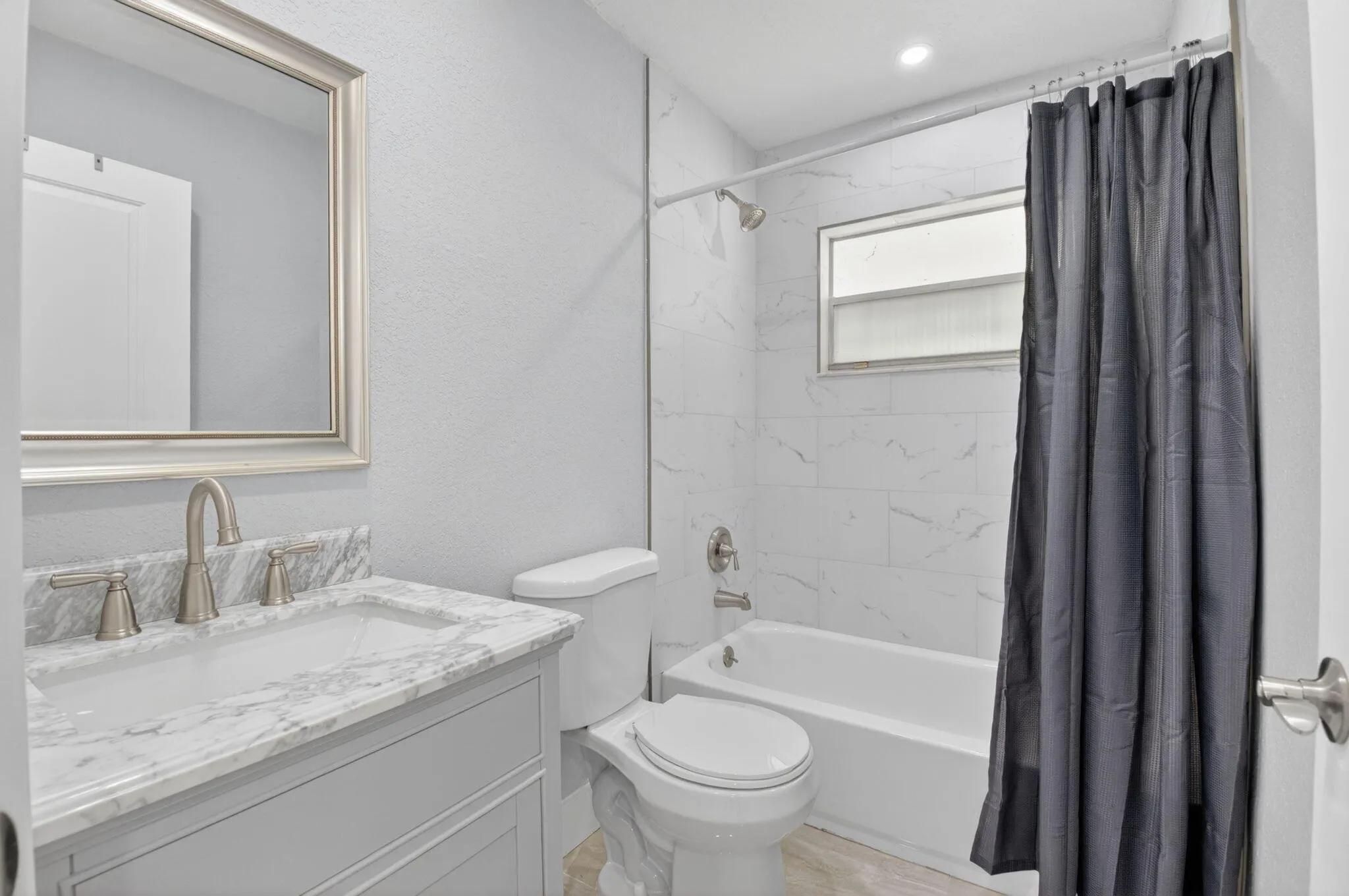 Second full bathroom with classic finishes!