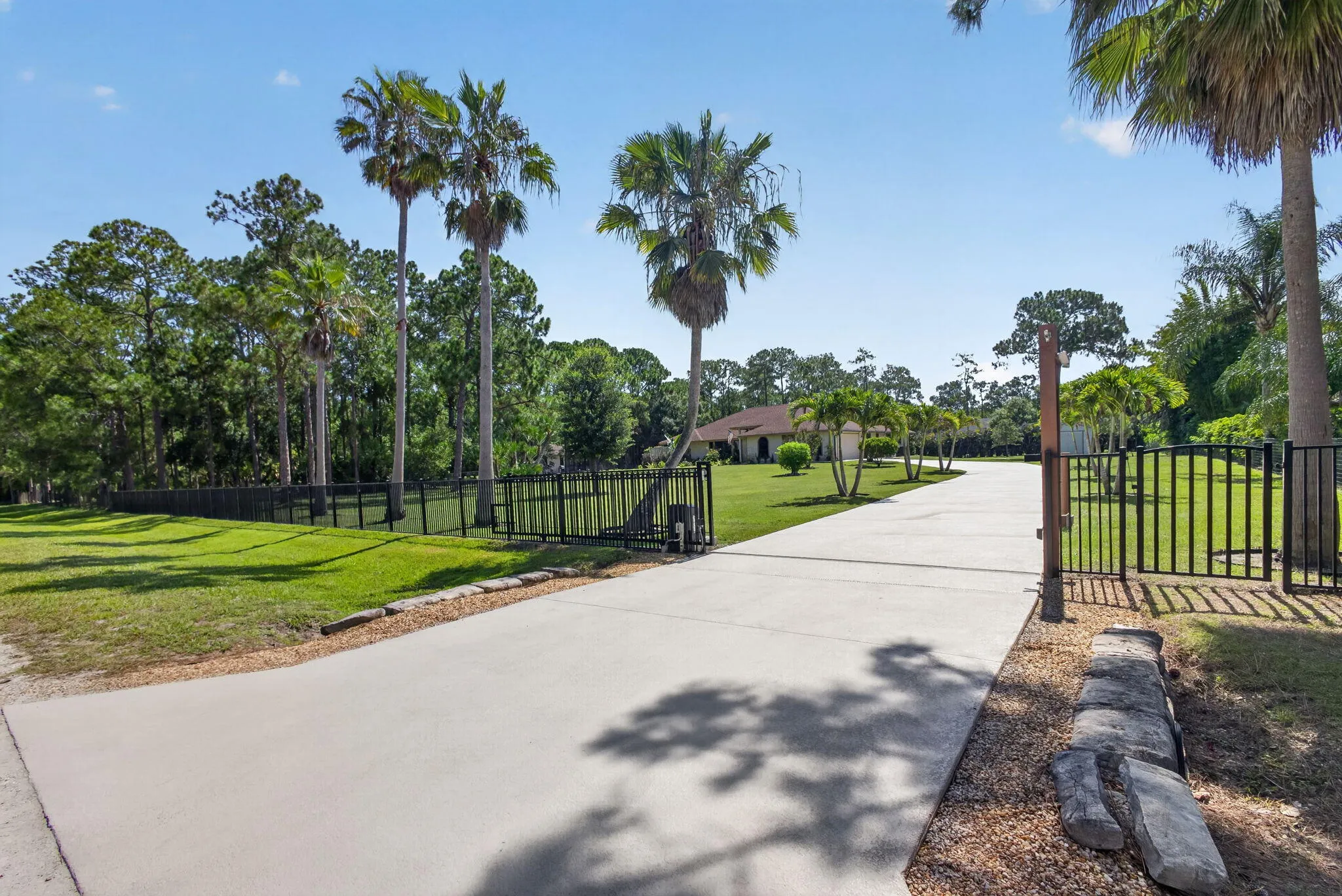 1-web-or-mls-5D1A8567