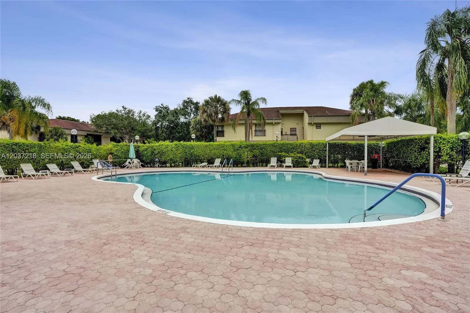 Applewood IV Pool