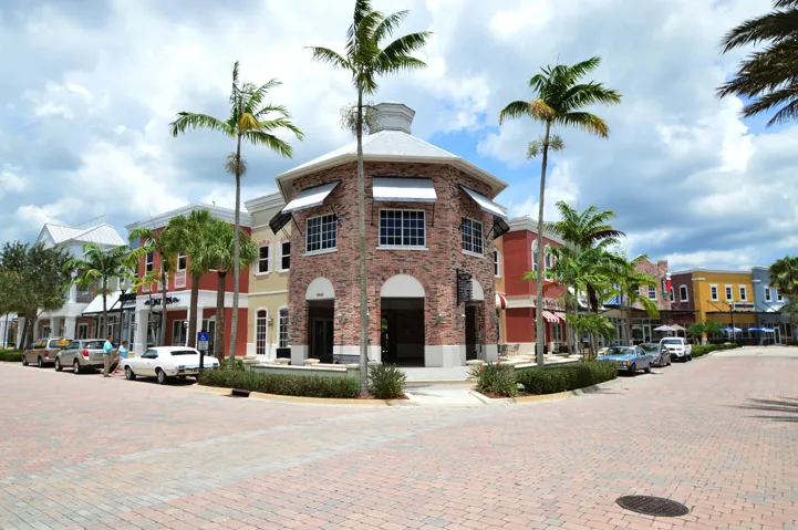 Tradition Square