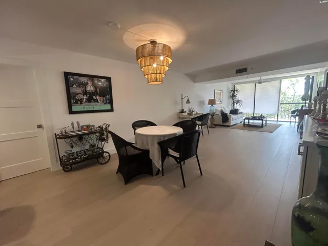 Dining/Living room