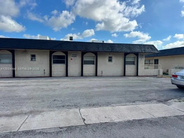 FRONT OF STRUCTURE