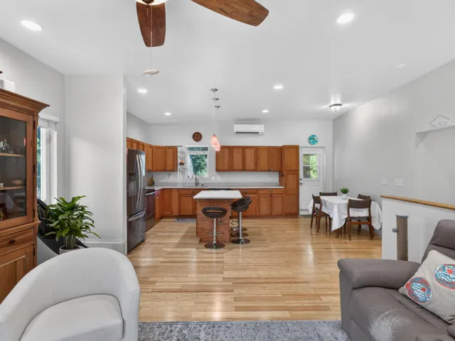 9435 Frangipani Dr-8