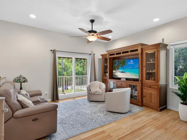 9435 Frangipani Dr-7