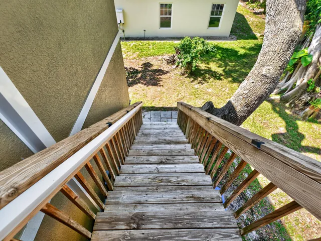 9435 Frangipani Dr-30