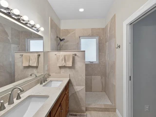 9435 Frangipani Dr-18