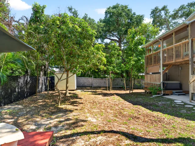 9435 Frangipani Dr-38