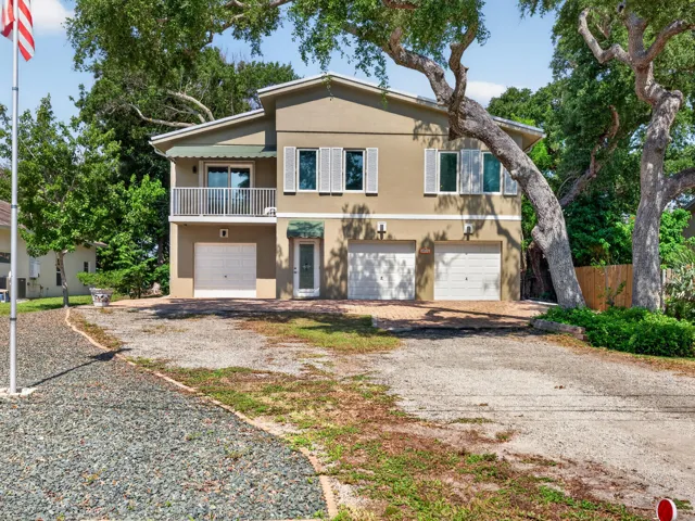 9435 Frangipani Dr-3