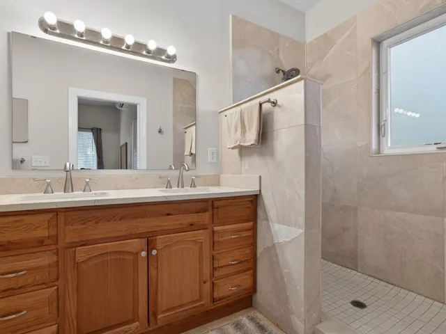 9435 Frangipani Dr-17