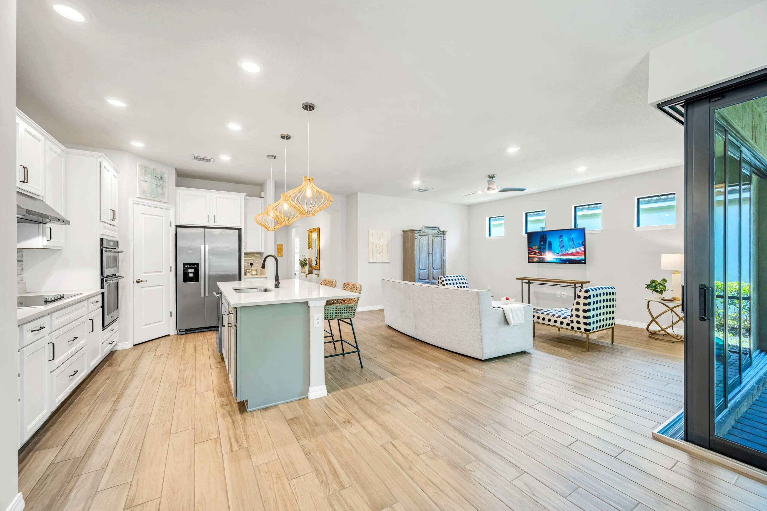 Kitchen/Living Room