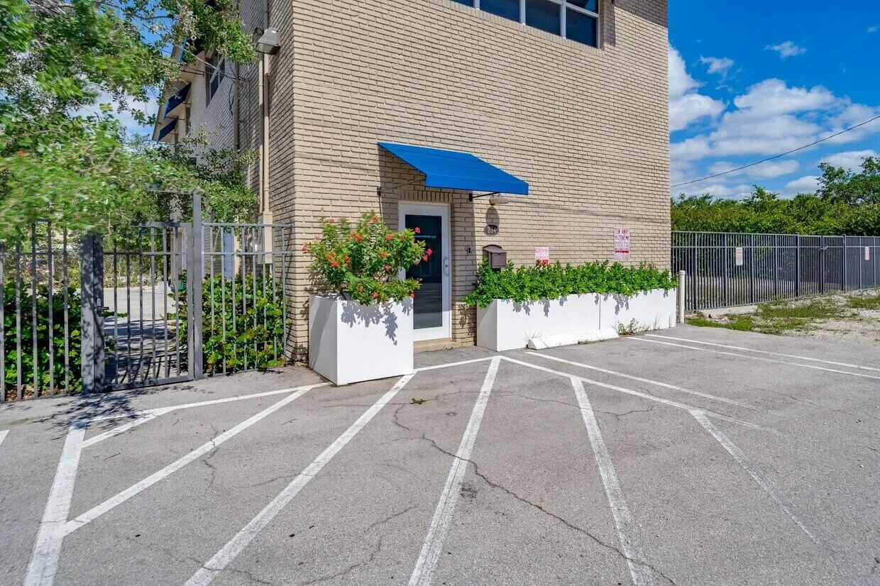 Property photo 30