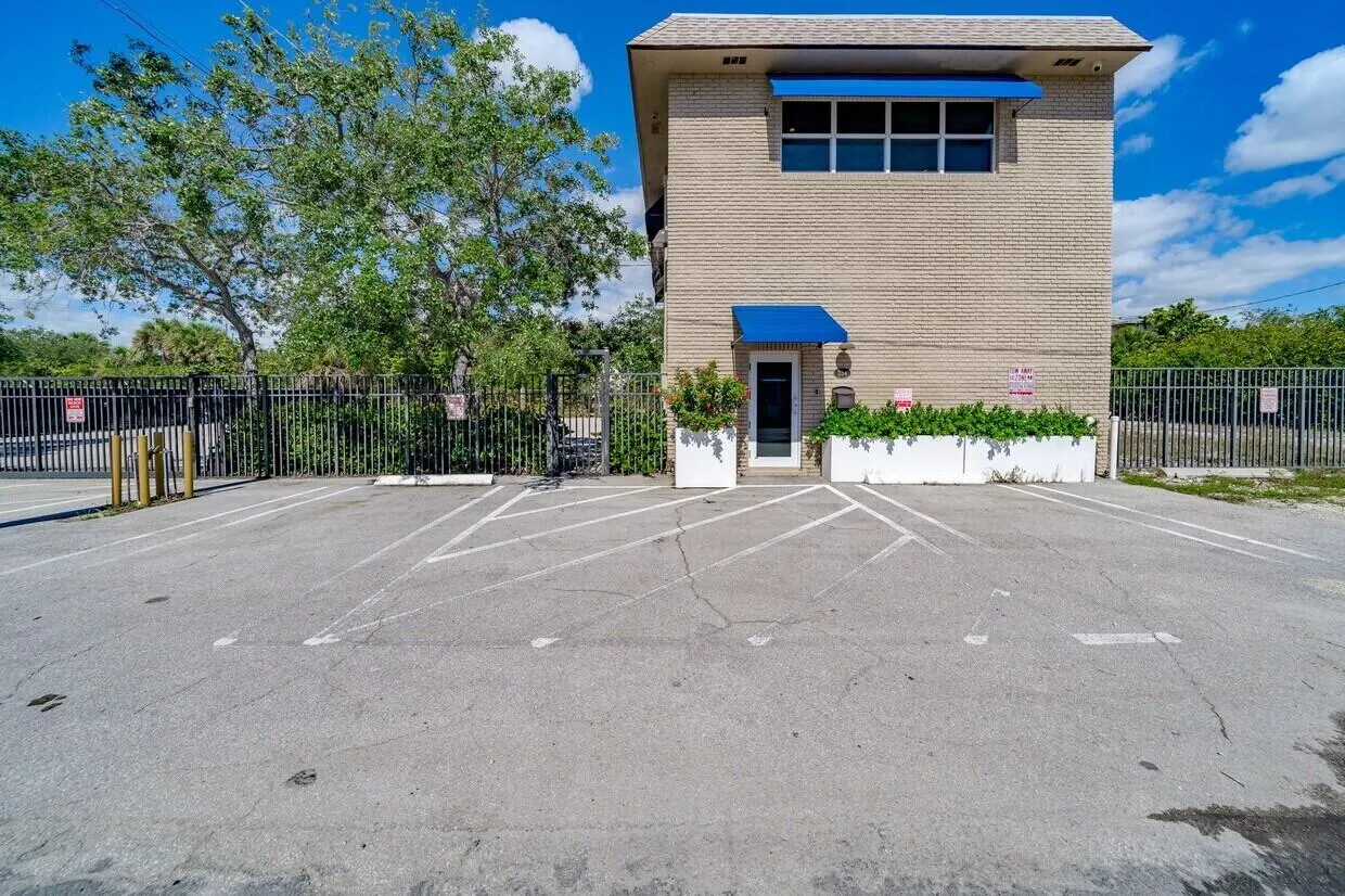 Property photo 31