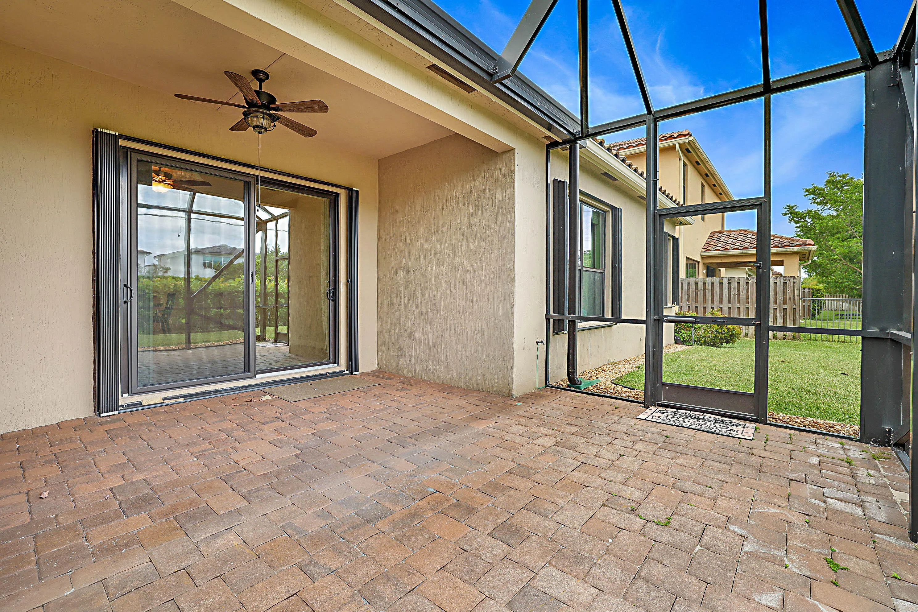 8904 Sea Chase Drive -37