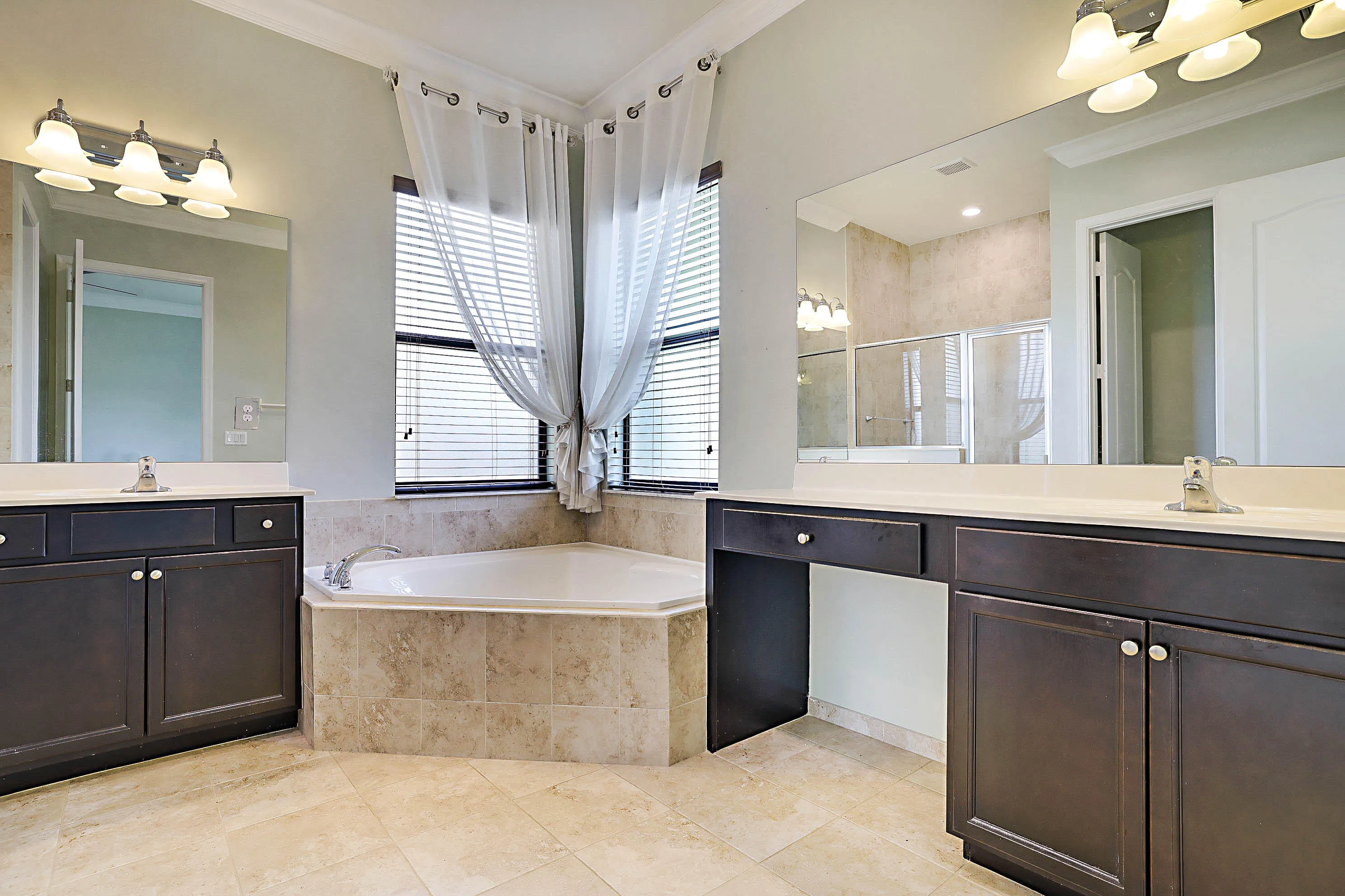 8904 Sea Chase Drive -26