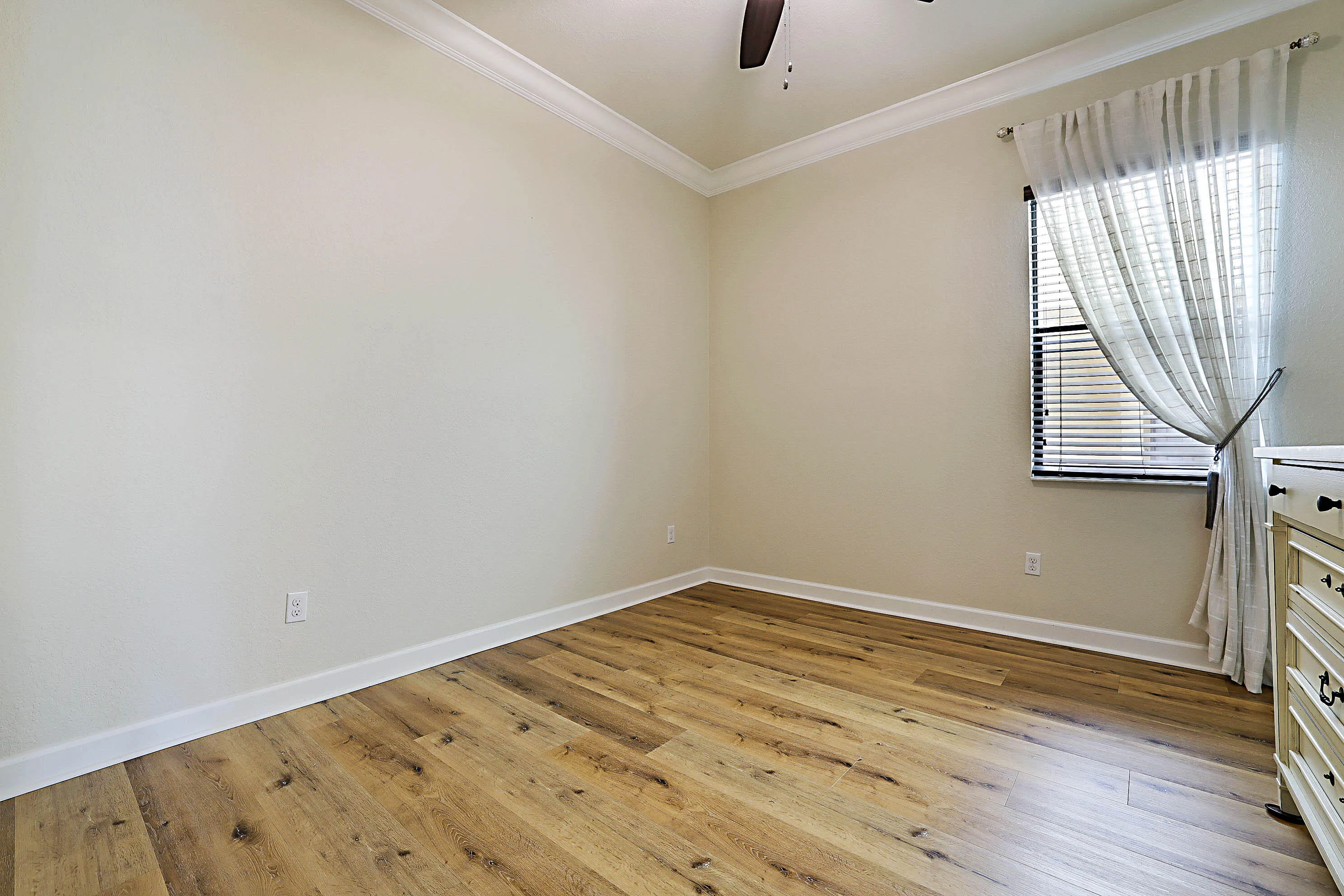 8904 Sea Chase Drive -30