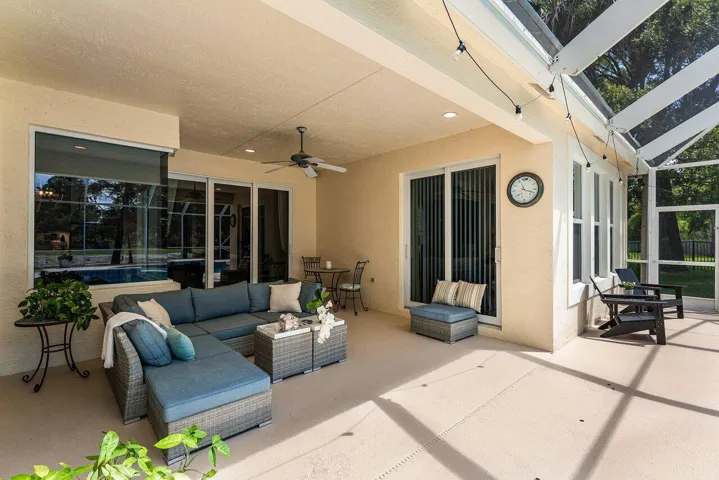 038-15730GlenWillowLane-Wellington-FL-33