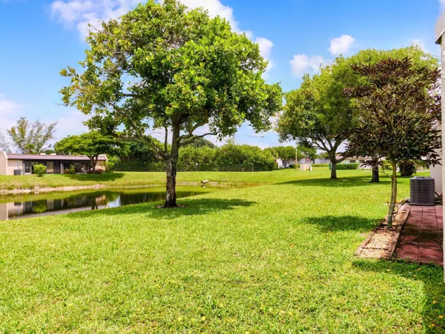 175 Lake Susan Lane West Palm Beach FL