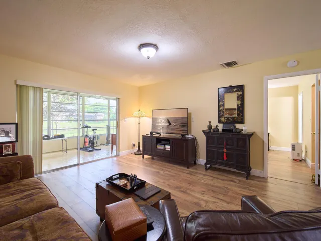 175 Lake Susan Lane West Palm Beach FL