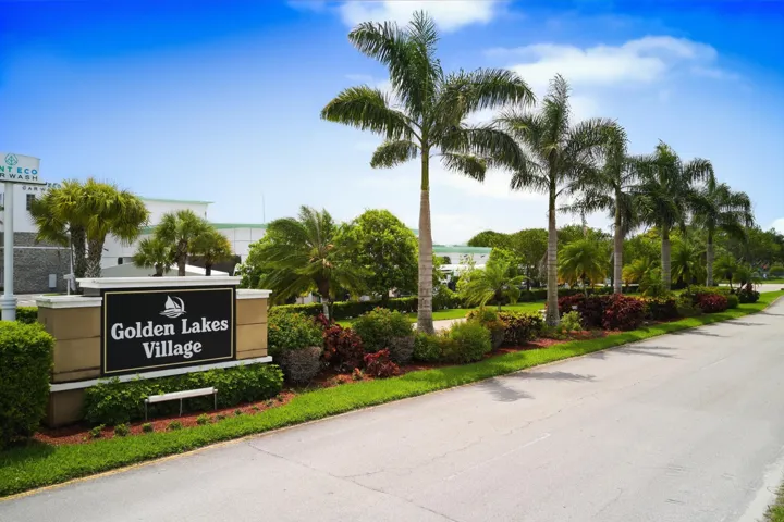 175 Lake Susan Lane West Palm Beach FL