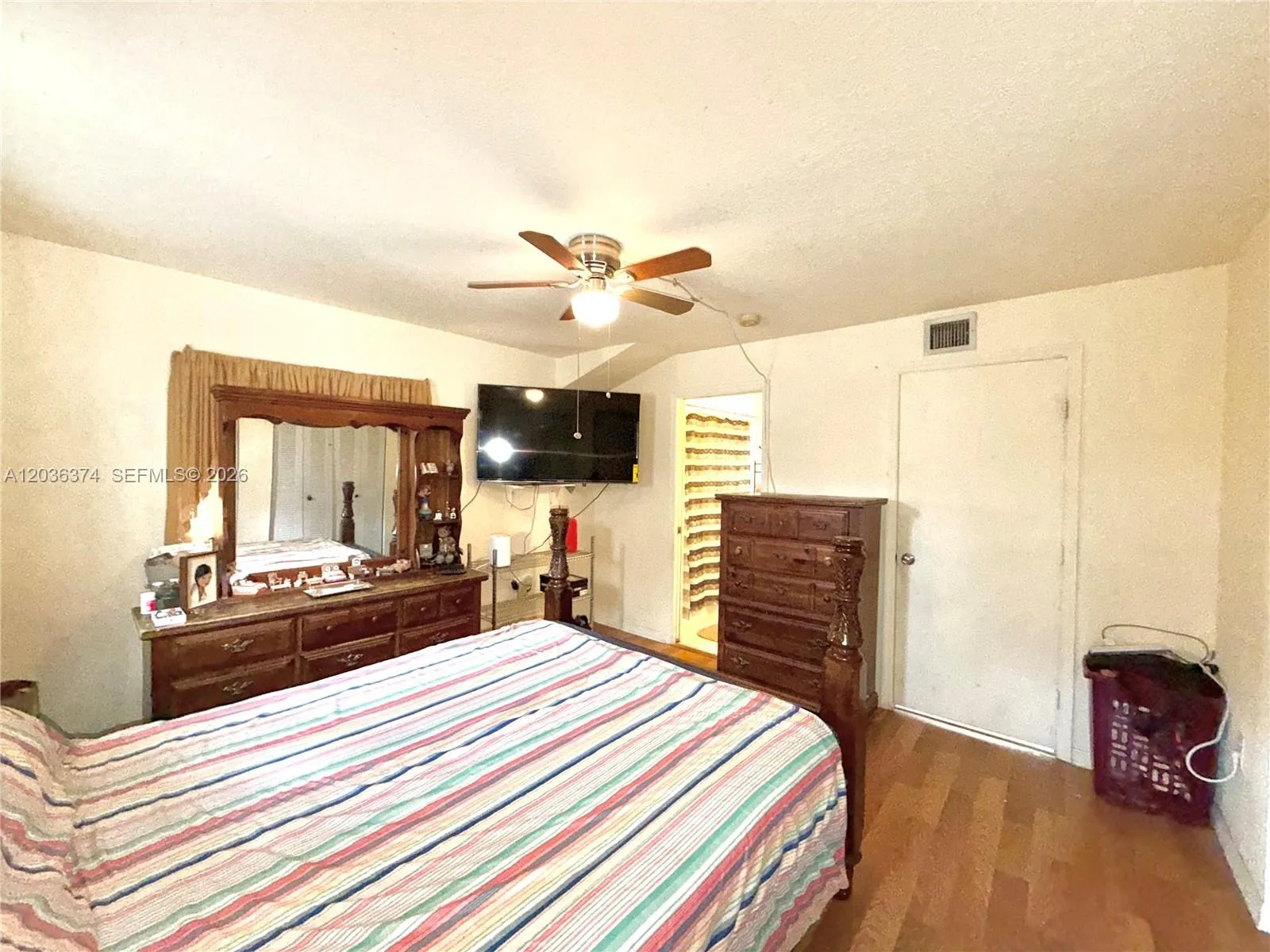 Property photo 28