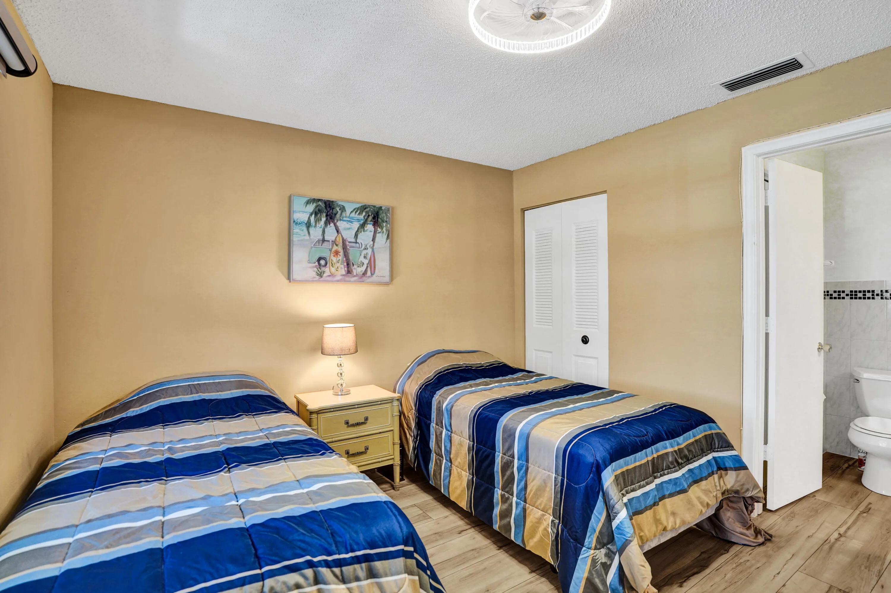 DELRAY BEACH CONDO