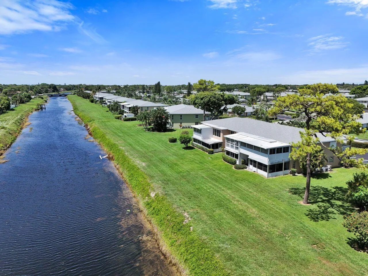 DELRAY BEACH CONDO