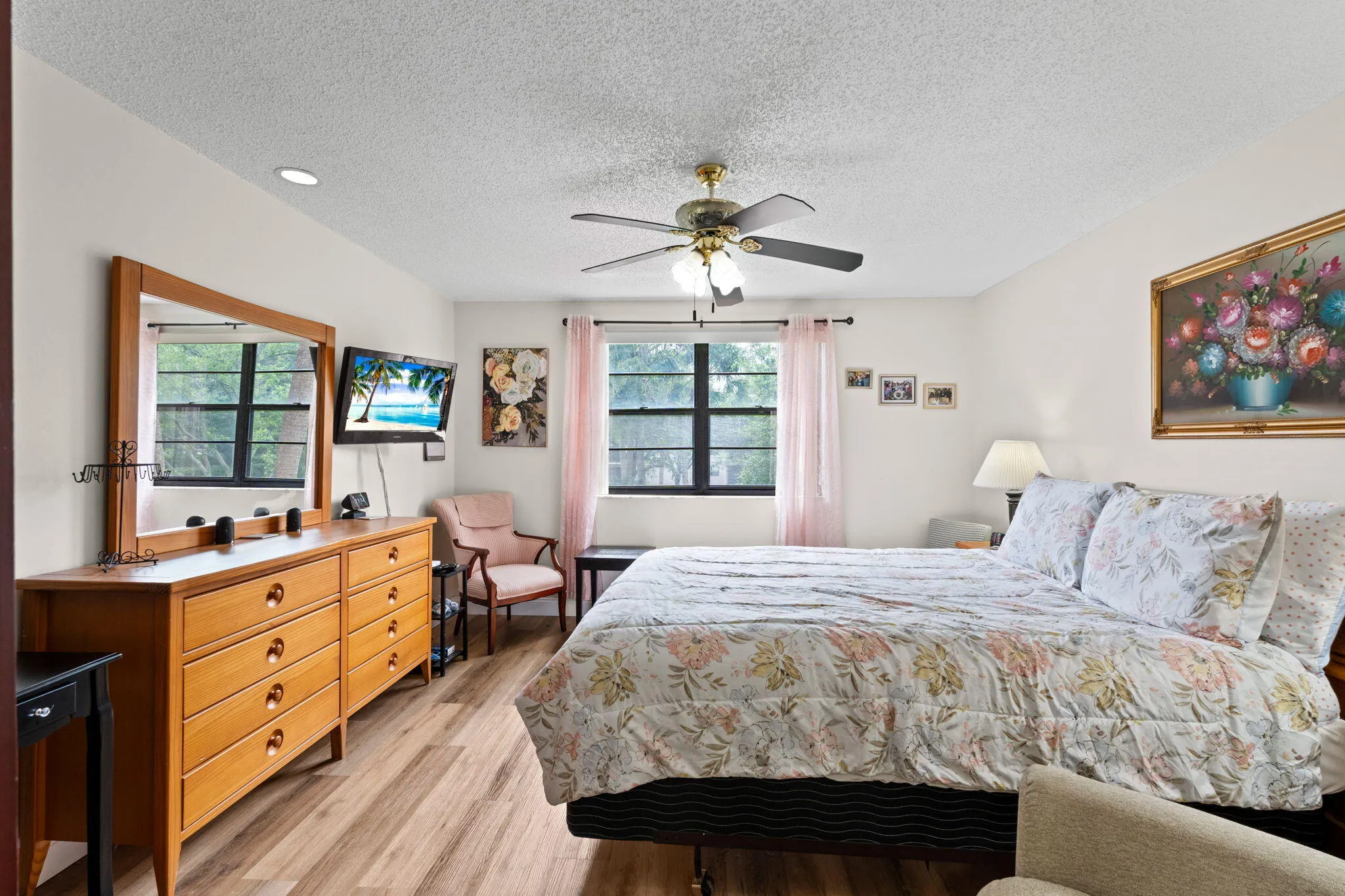 14-web-or-mls-A7406882