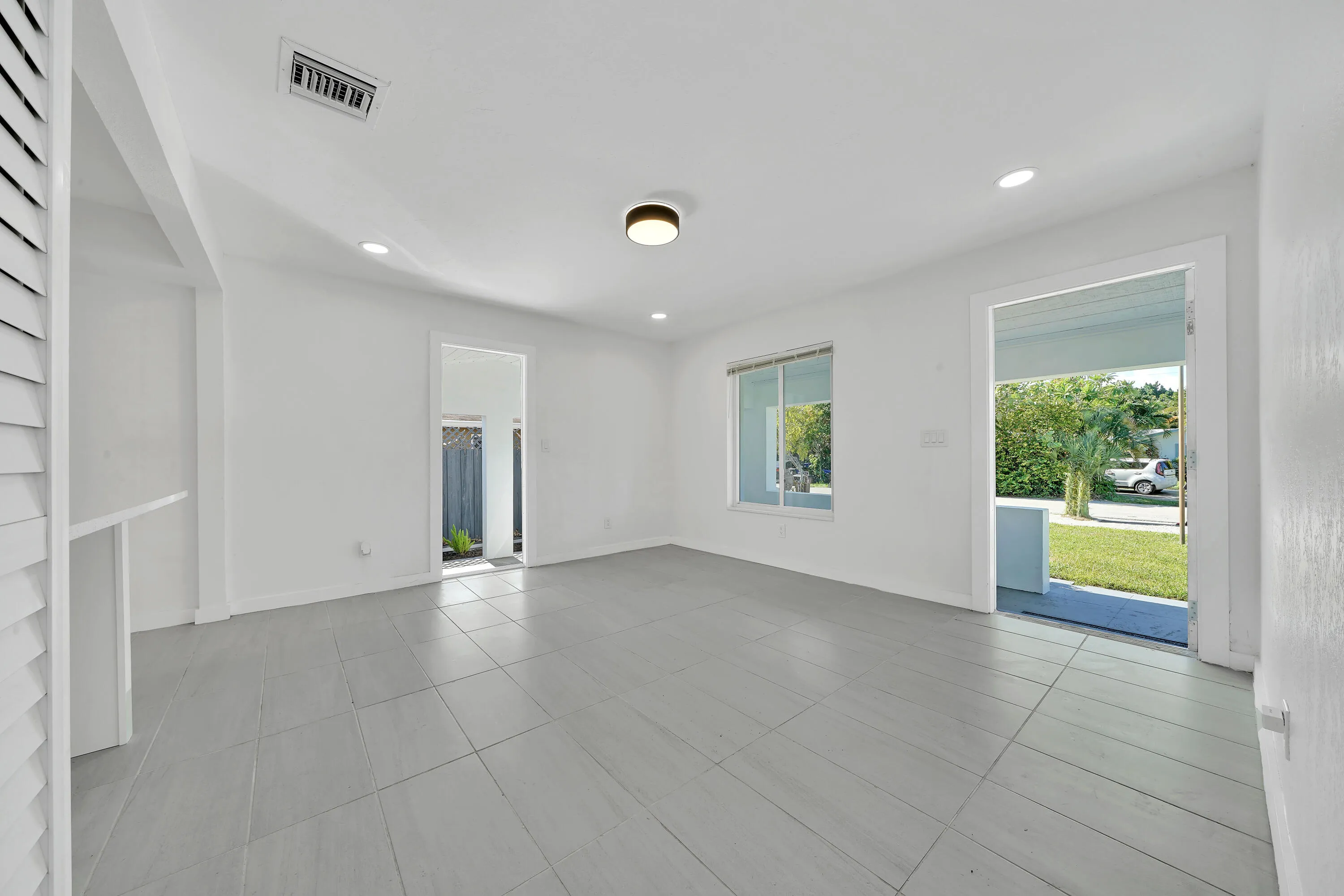 4 Living Room (2)