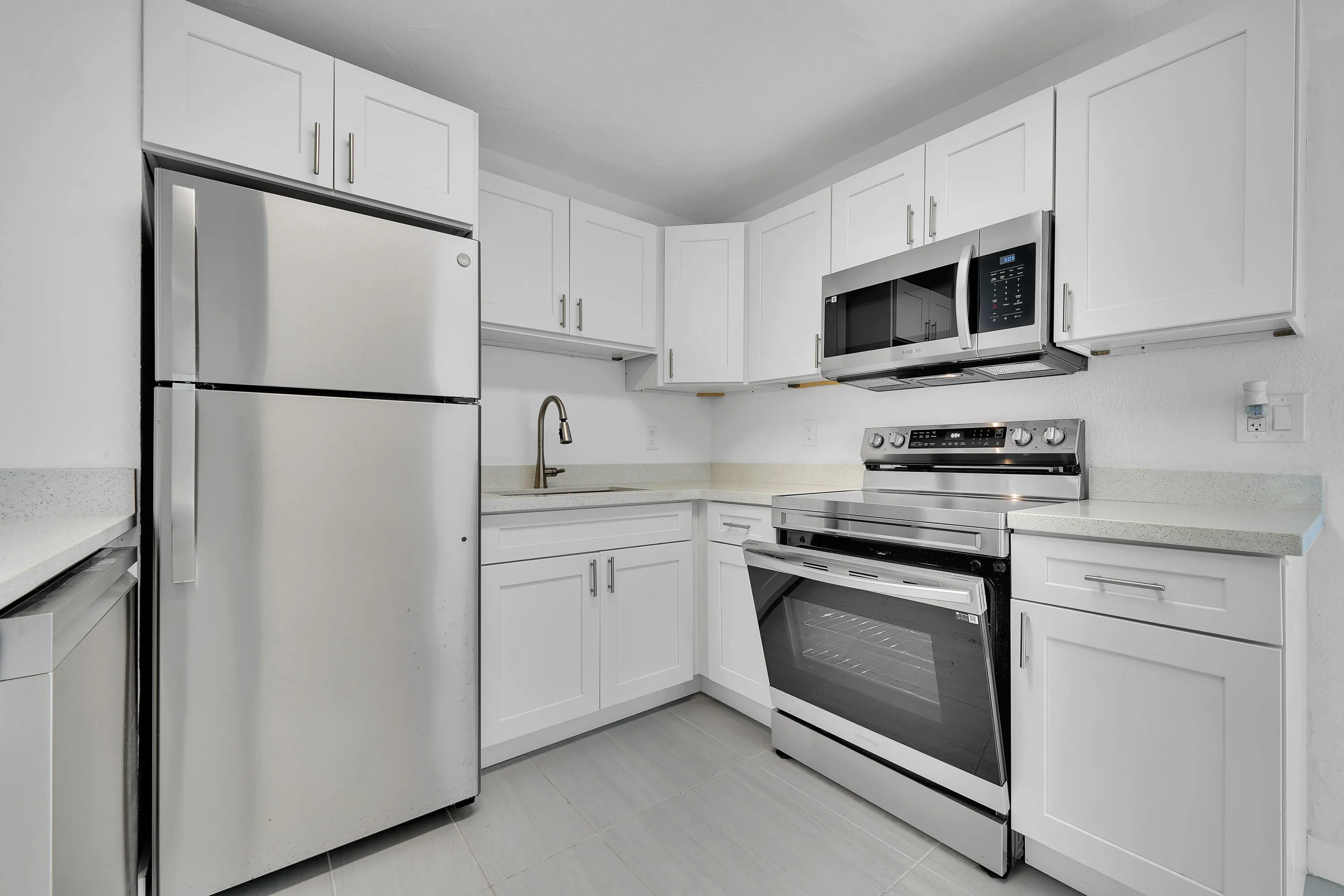 5 Kitchen (3)
